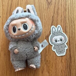 Labubu Exciting Macaron - Sesame Bean